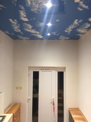 Napínané stropy